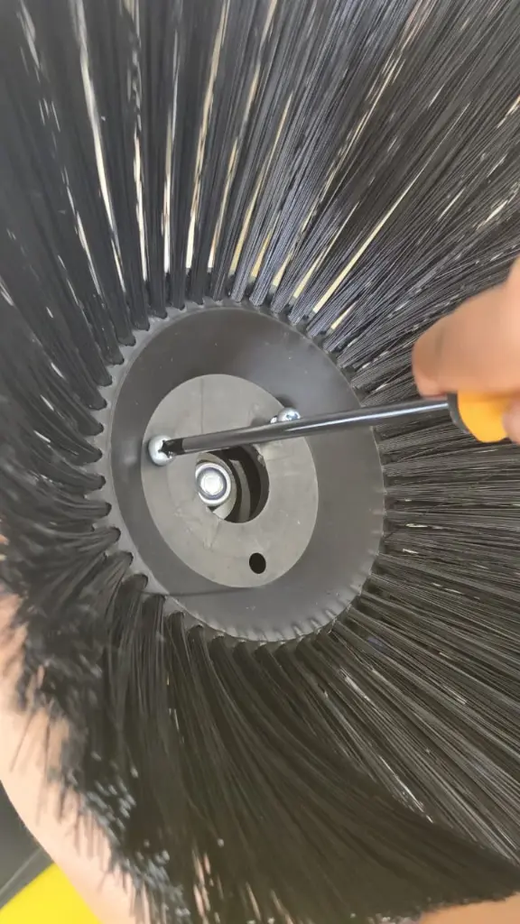 Dr.Slippy S8 Triple-brush Push system 